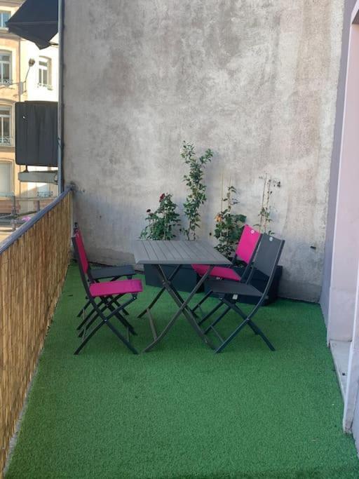 Апартаменты La Terrasse Urbaine Эпиналь Экстерьер фото